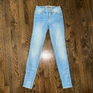 Guess Jeans